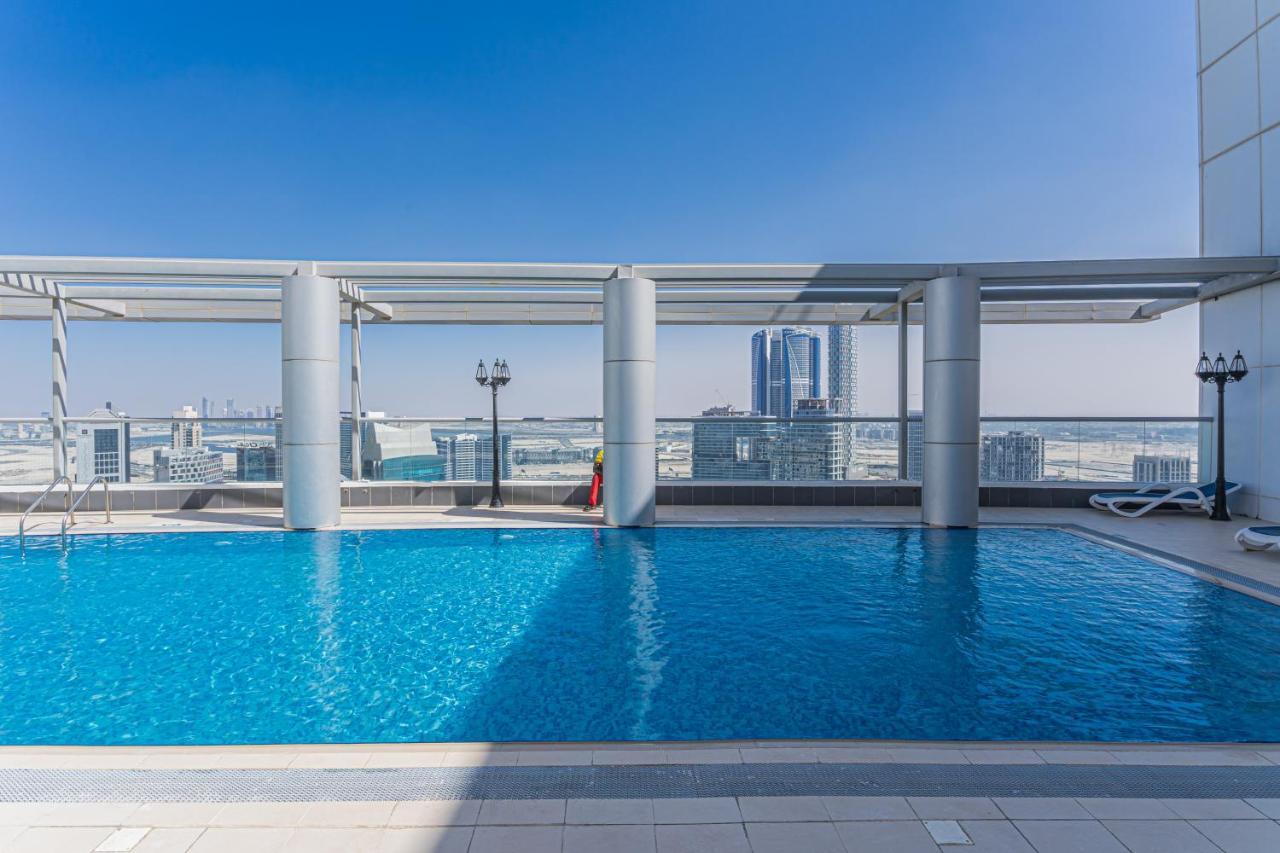 Higuests - Spacious Studio With City Views Near Dubai Mall Екстер'єр фото