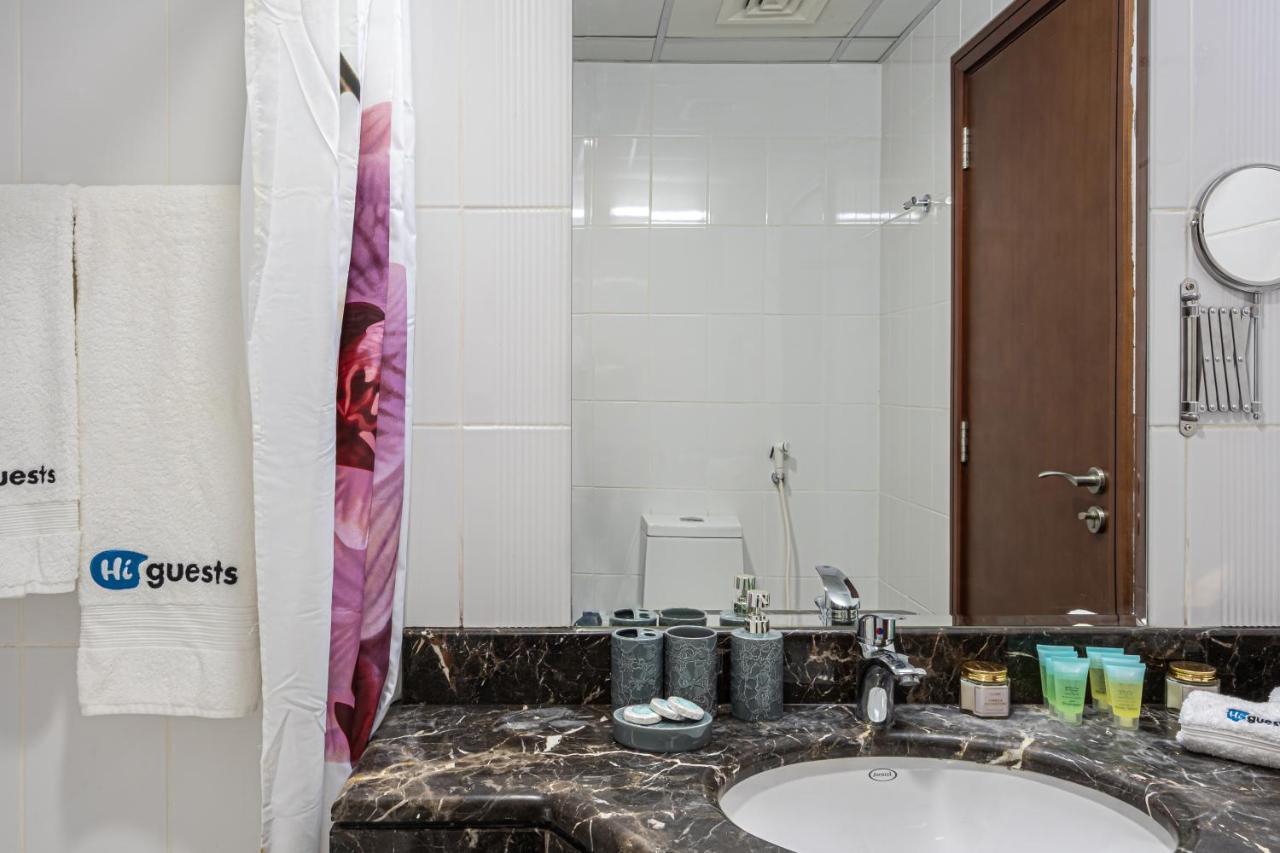 Higuests - Spacious Studio With City Views Near Dubai Mall Екстер'єр фото