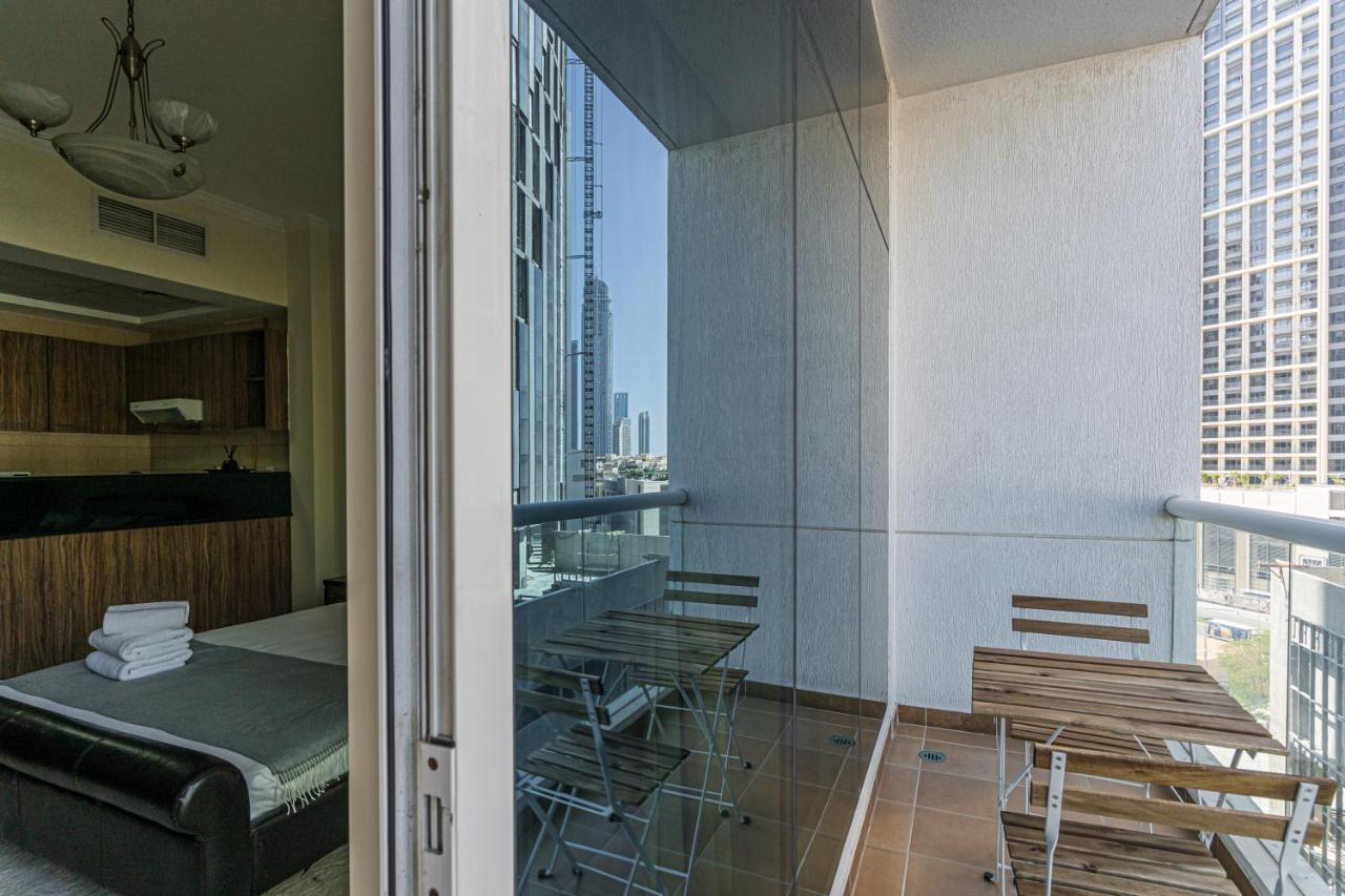 Higuests - Spacious Studio With City Views Near Dubai Mall Екстер'єр фото