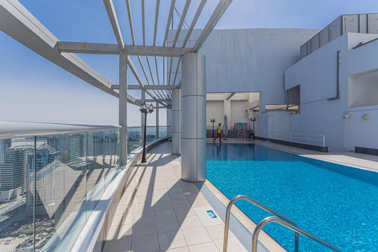 Higuests - Spacious Studio With City Views Near Dubai Mall Екстер'єр фото